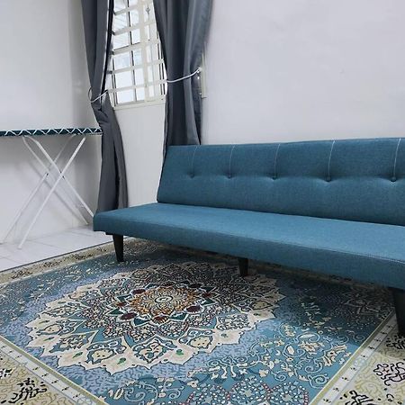Casa Aira Cozy & Comfy Home Kampong Kepayang Exterior photo