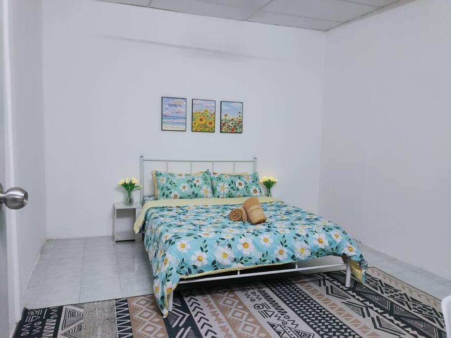 Casa Aira Cozy & Comfy Home Kampong Kepayang Exterior photo